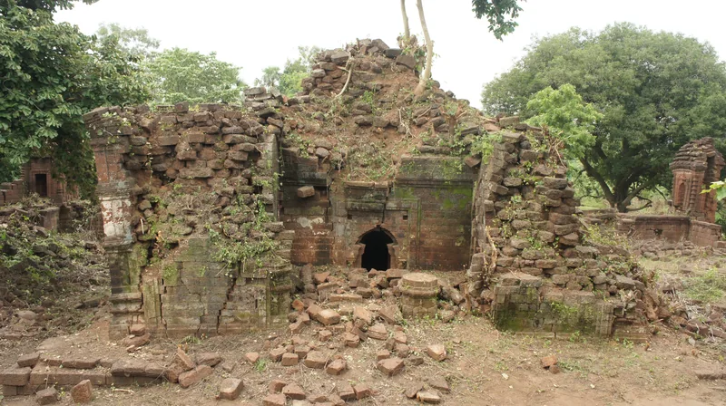 Brindaban Chandra Temple — photograph 4