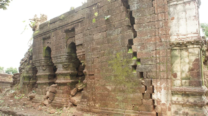 Brindaban Chandra Temple — photograph 1