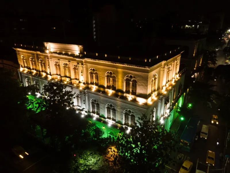 Currency Building — photograph 7