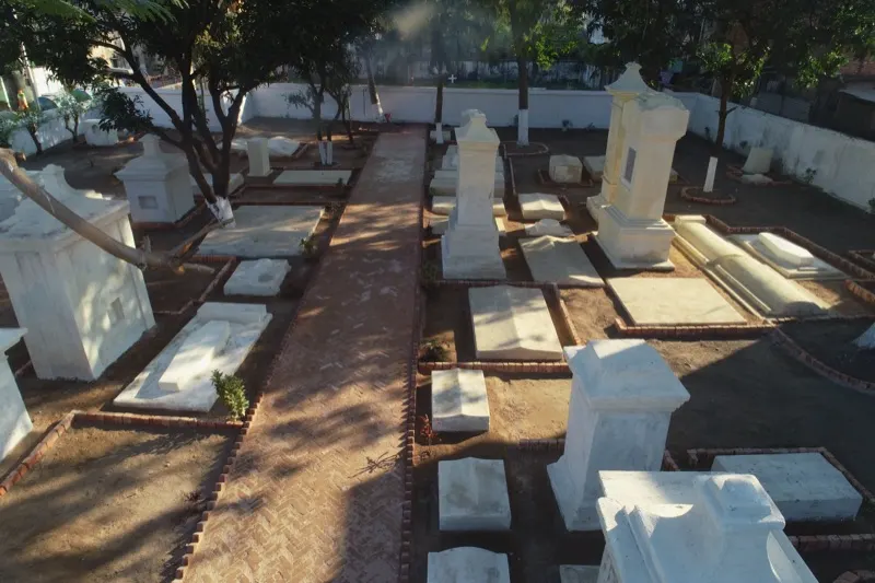 Danish Cemetery — photograph 4