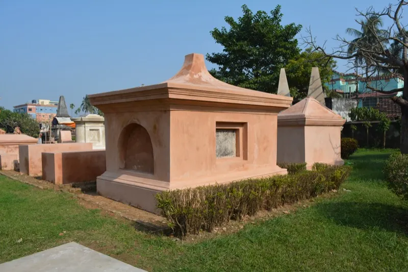 Dutch Cemetery together with all tombs & monuments contained therein — photograph 4
