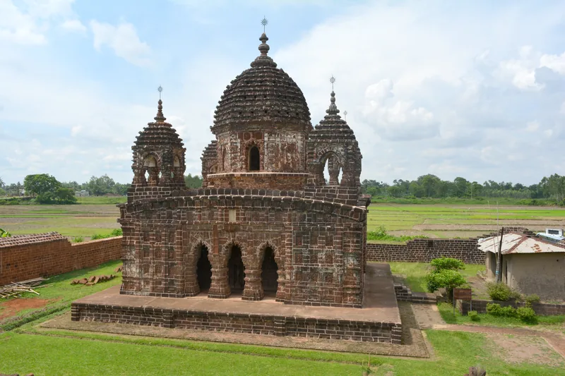 Gokulchand Temple — photograph 3