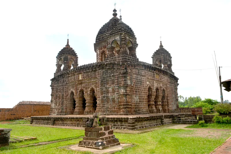 Gokulchand Temple — photograph 2