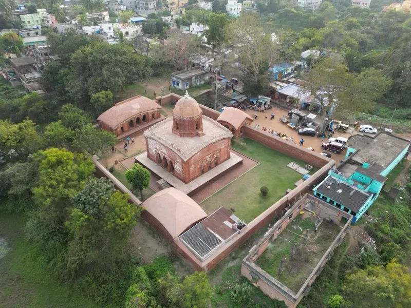 Madanmohan Temple — photograph 1