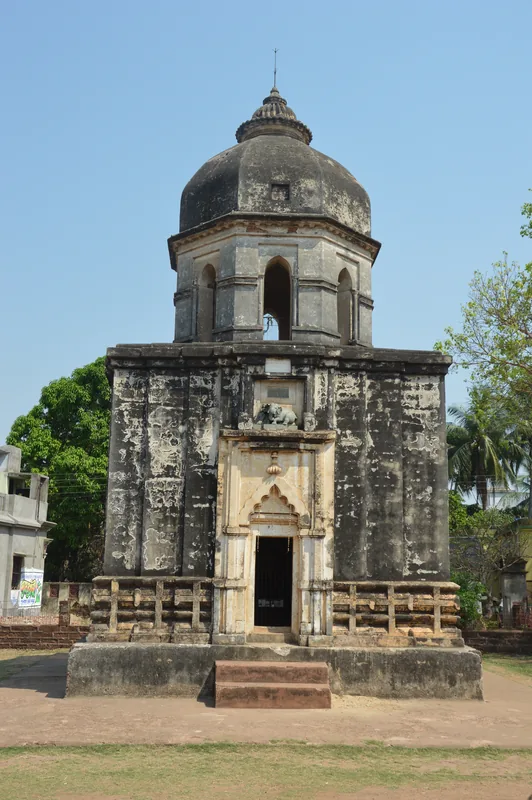 Maleswar Temple — photograph 4