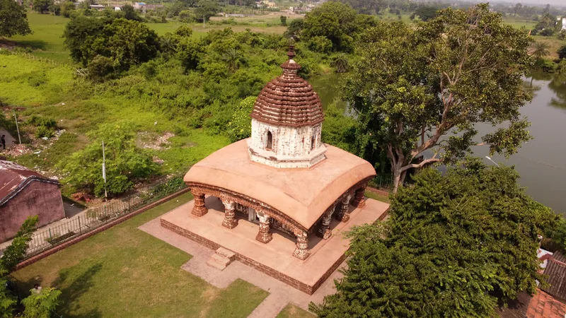 Muralimohan Temple — photograph 4