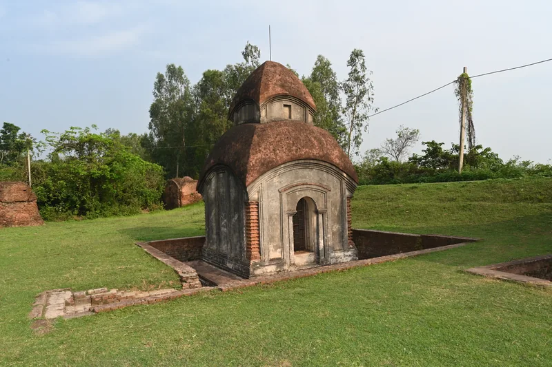 Nava Ratna Temple Complex — photograph 5