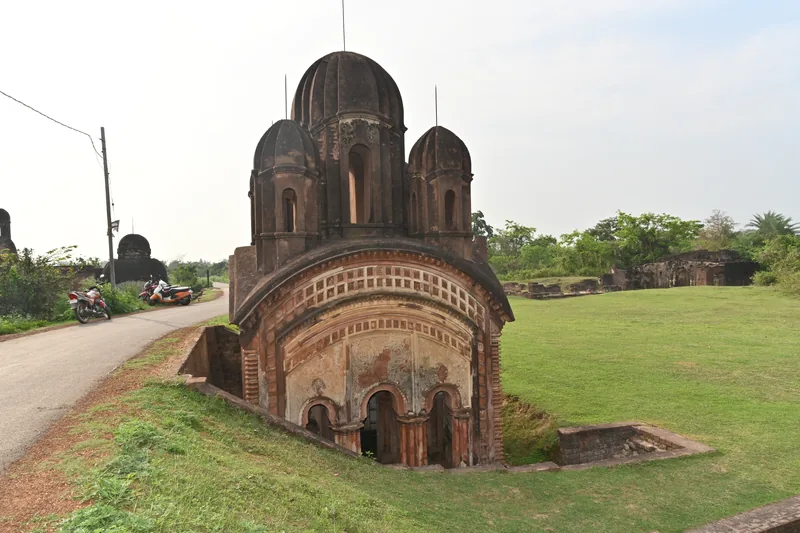 Nava Ratna Temple Complex — photograph 4