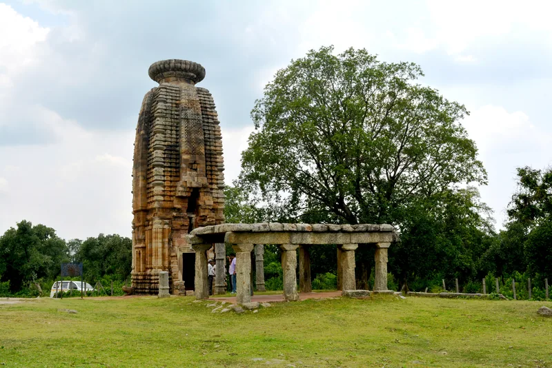 Old Temple at Banda (Deul) — photograph 4