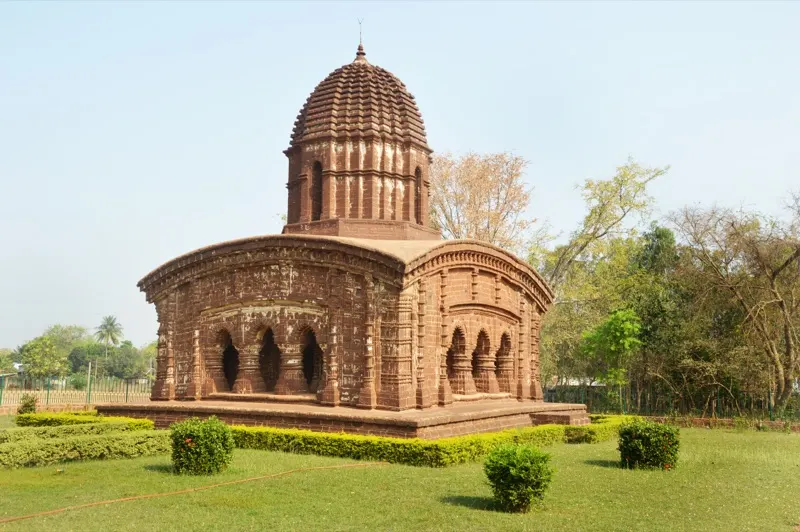 Radhagobinda Temple — photograph 1