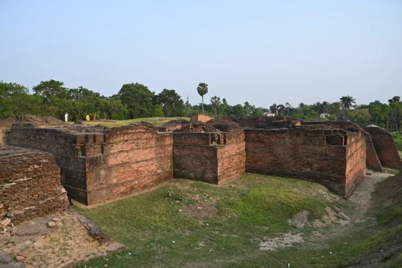 Ruins of Fort — photograph 2