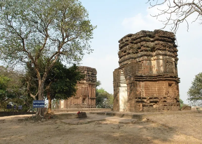 Saileswar Temple — photograph 1