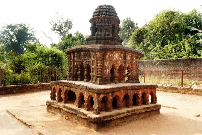 Stone Chariot — photograph 6