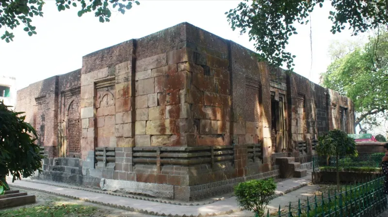The Dargah of Zafar Khan Ghazi — photograph 2