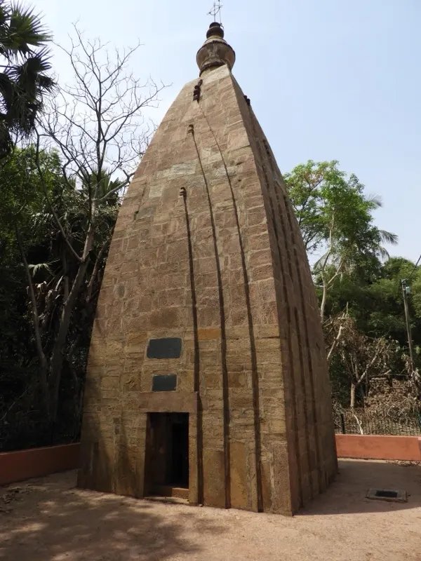 The old temple of Dharmaraj — photograph 2