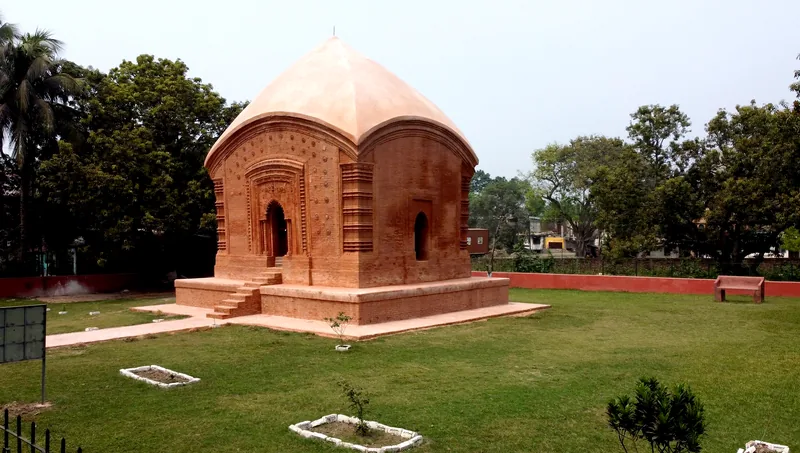 The temple — photograph 9