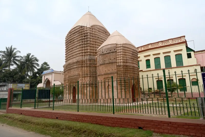 The two ancient temples (joined together). — photograph 4